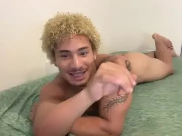 Chaturbate Live Porn of kingzosh