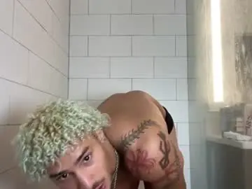 Chaturbate Live Sex of kingzosh