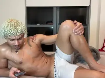 Chaturbate Sex Cam of kingzosh