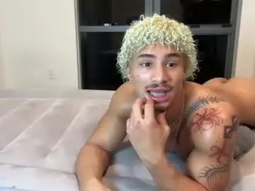 Chaturbate Adult Video Chat of kingzosh