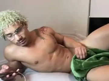 Chaturbate Free Porn Cam of kingzosh