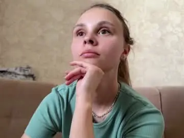 Chaturbate Live Sex Cam of eva_calvin
