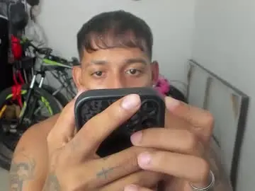 Chaturbate Live Porn of slim_master12