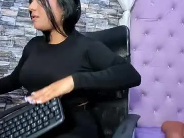 Chaturbate Adult Webcams of valen_lopeez