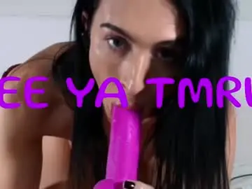 Chaturbate Watch Live Sex Cams of missrosierozayy