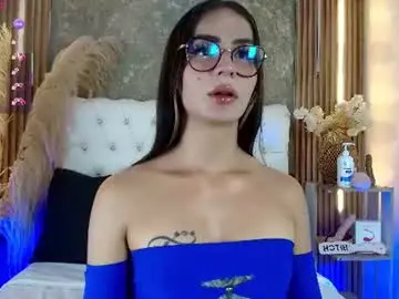 Chaturbate Sex Cam of bonn_glow