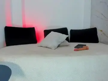 Chaturbate Best live sex cam show of mila_rose1