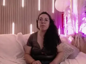 Chaturbate Best live sex cam show of velvet_curly