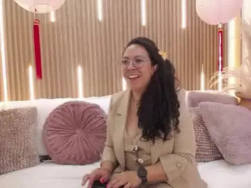 Chaturbate Live Porn of velvet_curly