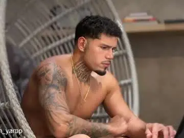 Chaturbate Live Sex Cam of yamp_bigcock