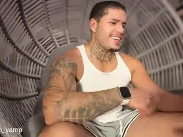 Chaturbate Best live sex cam show of yamp_bigcock