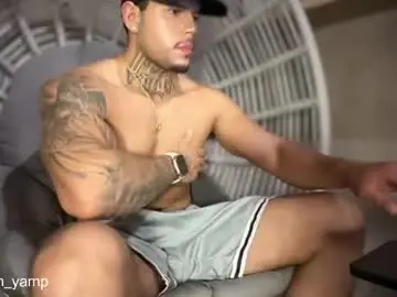 Chaturbate Live Sex Cam of yamp_bigcock