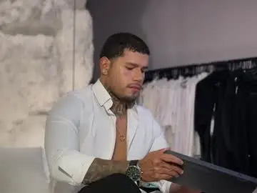 Chaturbate Live Porn of yamp_bigcock