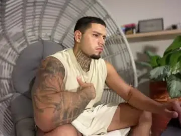 Chaturbate Sex Cam of yamp_bigcock
