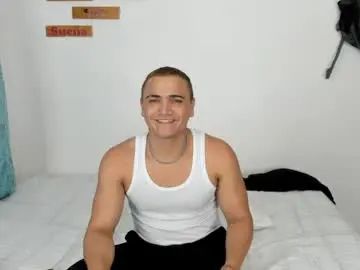 Chaturbate Live Sex Cam of capitan_jones007