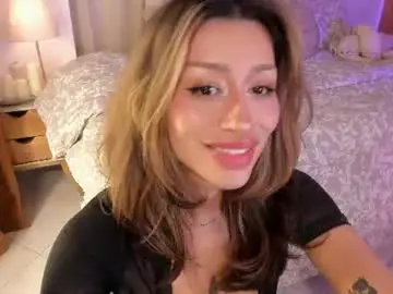 Chaturbate Best live sex cam show of connie_deep