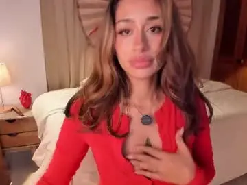 Chaturbate Live Sex Cam of connie_deep