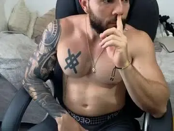 Chaturbate Live Sex Cam of isaac_carter