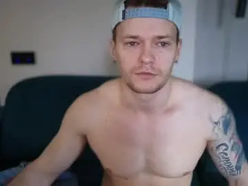 Chaturbate Live Sex Cam of pashka_x