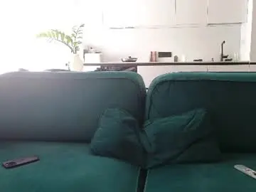Chaturbate Live Sex Cam of pashka_x