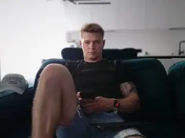 Chaturbate Sex Cam of pashka_x