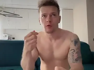 Chaturbate Live Sex Cam of pashka_x