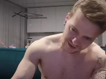 Chaturbate Live Sex Cam of pashka_x