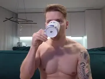 Chaturbate Live Porn of pashka_x