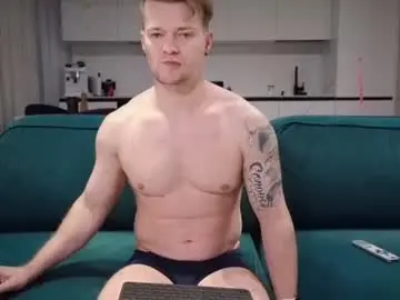 Chaturbate Live Sex Cam of pashka_x