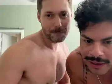 Chaturbate Sex Cam of foxyjosht