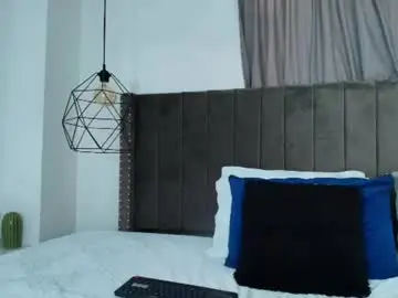 Chaturbate Live Sex Cam of lupita_hot3xx