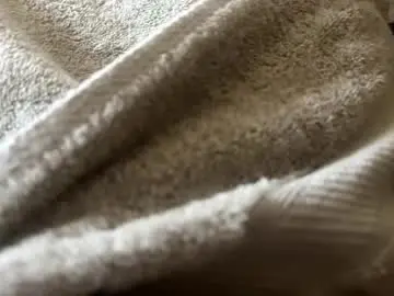 Chaturbate Free Porn Cam of blueeyedwhitedragon48