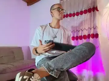 Chaturbate Best live sex cam show of vlad__night