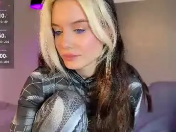 Chaturbate Live Sex Cam of _blowjob_queen_