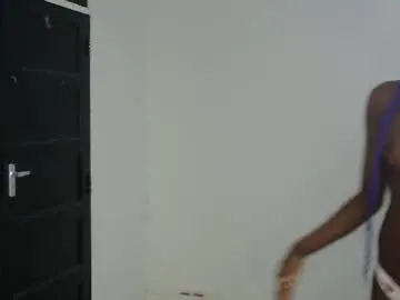Chaturbate Live Porn of africana_slimqueen