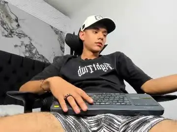 Chaturbate Live Sex Cam of mathewadamss