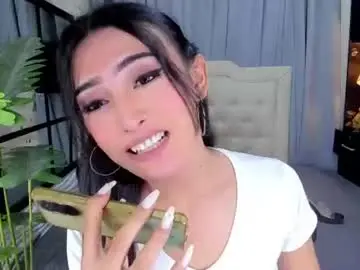 Chaturbate Free Live Porn of phenomenal_ivy