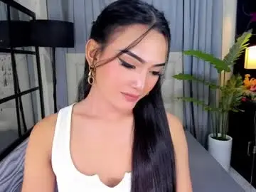 Chaturbate Live Sex Cam of phenomenal_ivy