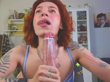 Chaturbate Free Porn Cam of ur_olivia