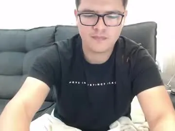 Chaturbate Live Sex Cam of david_smit_