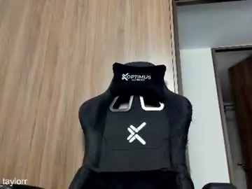 Chaturbate Sex Cam of eithanconor1
