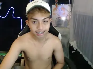 Chaturbate Live Sex of itsyourcummerboy_xx