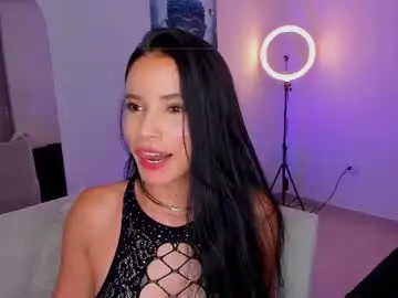 Chaturbate Nude Webcam of melanyrouse1