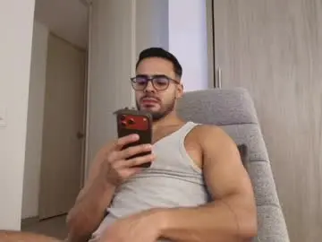 Chaturbate Free Live Porn of andrew_west_