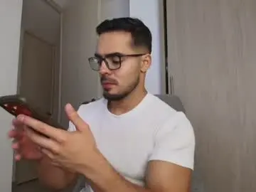 Chaturbate Live Sex of andrew_west_