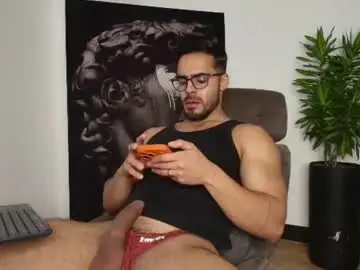 Chaturbate Live Porn of andrew_west_