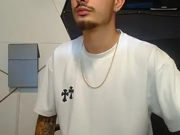 Chaturbate Sex Cam of brandontatex