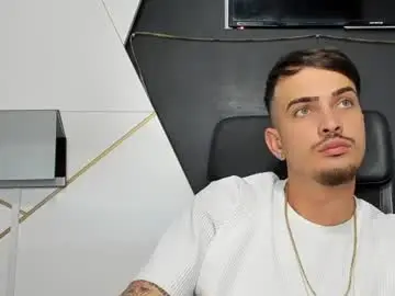 Chaturbate Free Porn Cam of brandontatex