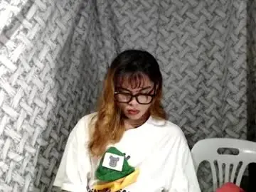 Chaturbate Sex Cam of hoelyaurora