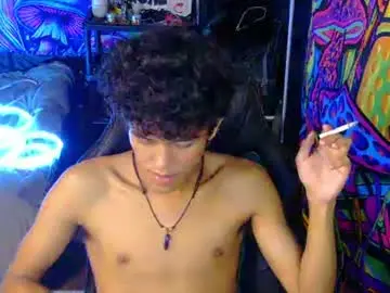 Chaturbate Nude Webcam of ken_bigcockxx